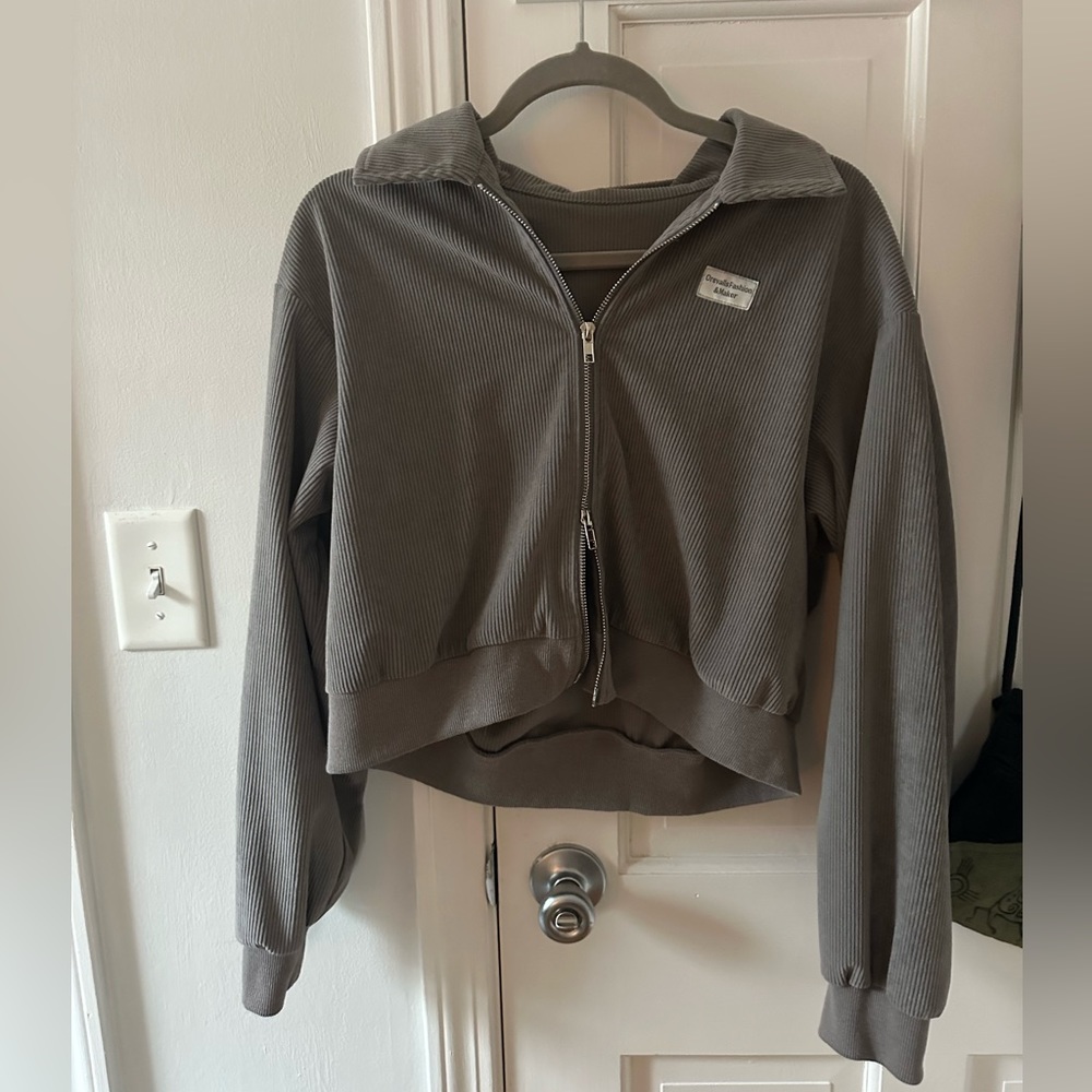 gray double zipper sweater